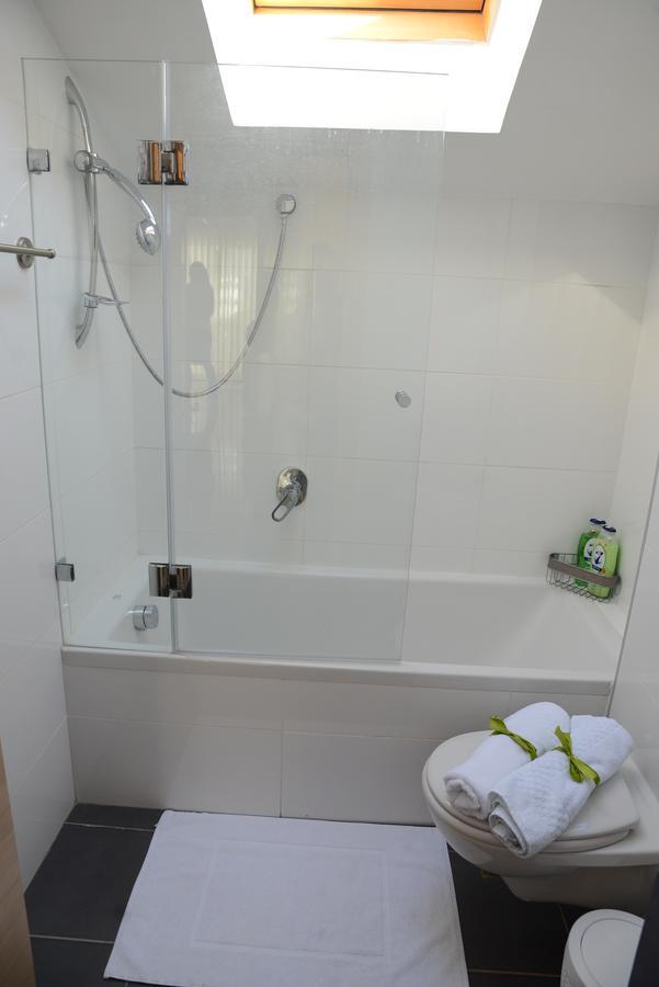 Saidoff, Amazing 4 Bedroom 3 Bath In City Center, Pool, Parking!!! Єрусалим Екстер'єр фото