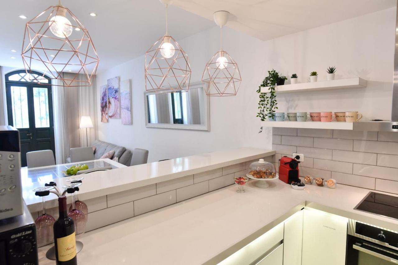 Saidoff, Amazing 4 Bedroom 3 Bath In City Center, Pool, Parking!!! Єрусалим Екстер'єр фото